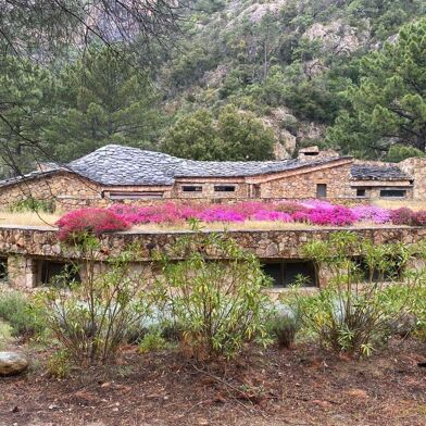 Maison 7 pièces 1800000 €