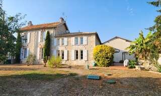 Maison 7 Pièces 300 m² à vendre à Roullet-Saint-Estèphe (16440)