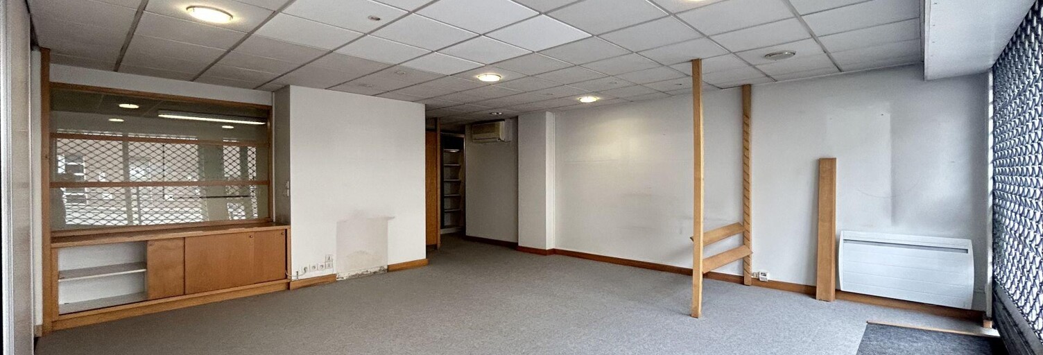 Commerce  99 m² à louer à Pau (64000)