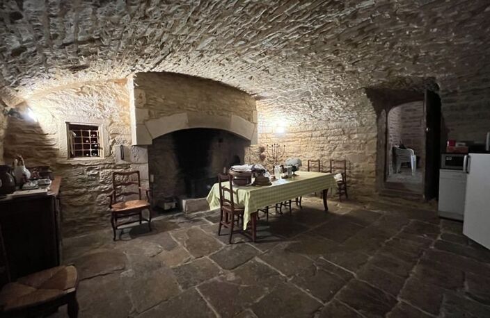 Maison en pierre de 5 pièces principales — photo 3