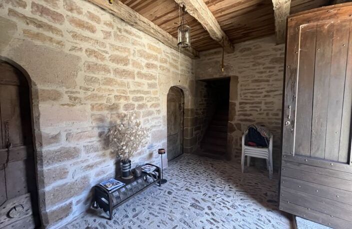 Maison en pierre de 5 pièces principales — photo 4