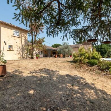 Maison 6 pièces 442260 €