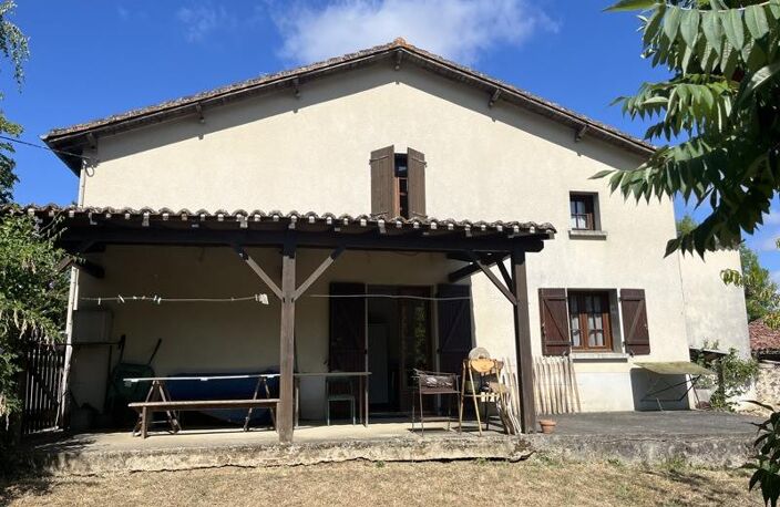 Maison en pierre de 6 pièces principales — photo 2
