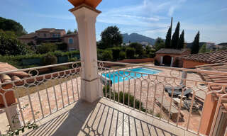 Maison 5 Pièces 203 m² à vendre à Roquebrune-sur-Argens (83520)