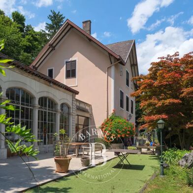 Maison 8 pièces 1390000 €