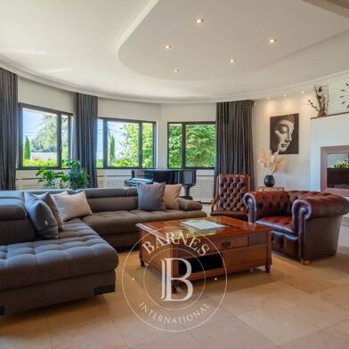 Maison 7 pièces 1250000 €