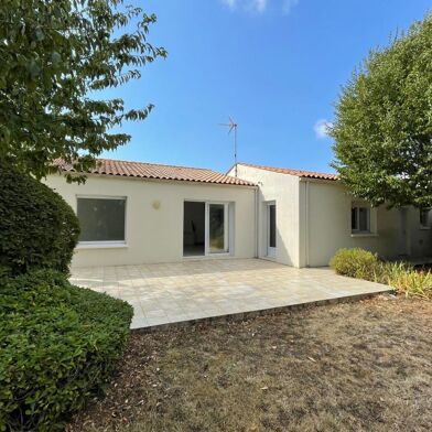 Maison 4 pièces 1490 €