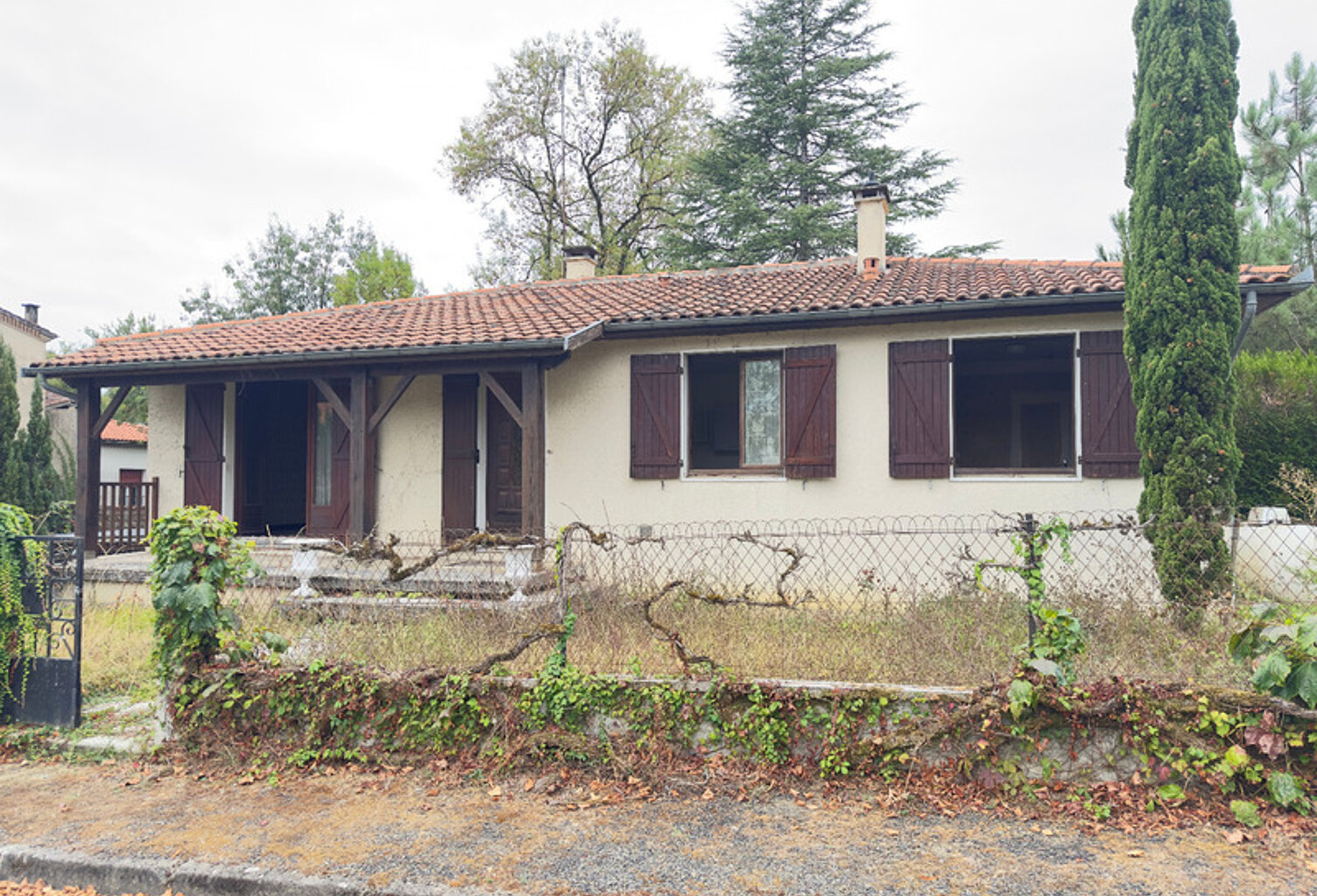Maison plain-pied 95 M2 sur sous sol total, jardin clos de 650 M2 — photo 1