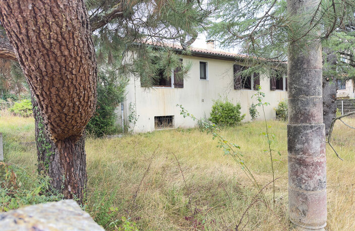 Maison plain-pied 95 M2 sur sous sol total, jardin clos de 650 M2 — photo 2
