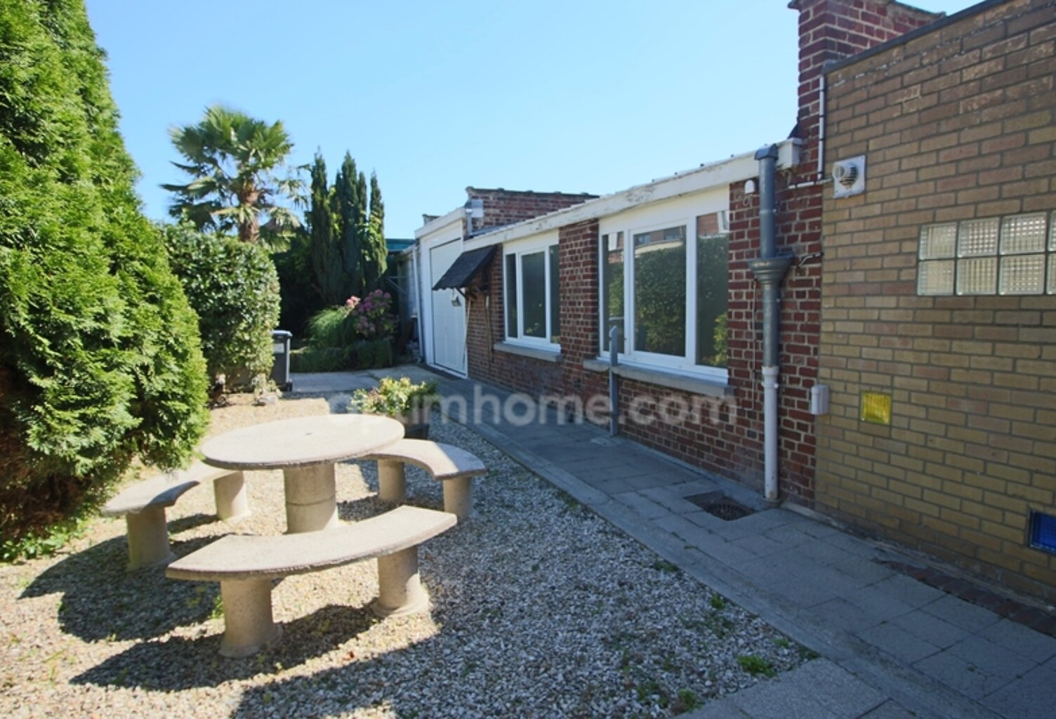 Hem Centre - Immeuble mixte - Professionnel et habitation 375 m2 — photo 1