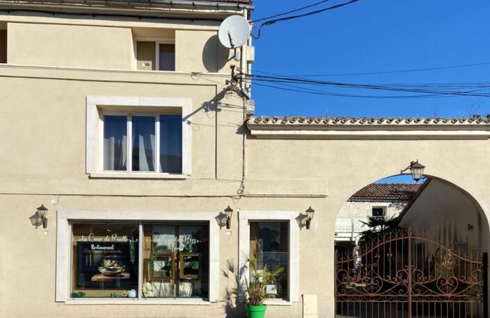 Ruelle sur Touvre. Immeuble 460 m² — photo 5