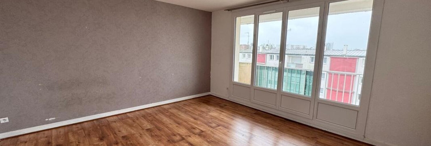 Appartement 1 Pièce 39 m² à vendre à Saint-Jean-de-la-Ruelle (45140)