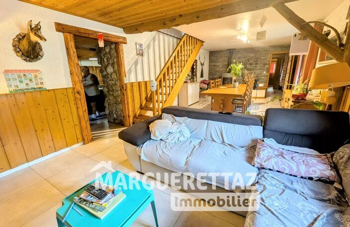 Ferme rénovée de 180m² avec 4 chambres — photo 3