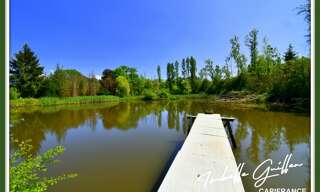 Commerce  24565 m² à vendre à Châteaumeillant (18370)