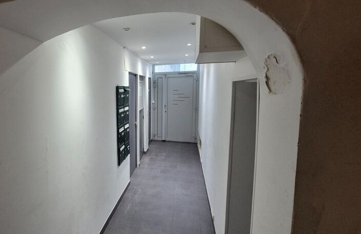 Immeuble de Rapport à vendre en Centre Ville de SAINT AMBROIX (GARD 30) — photo 3