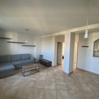 Appartement 2 pièces 750 €