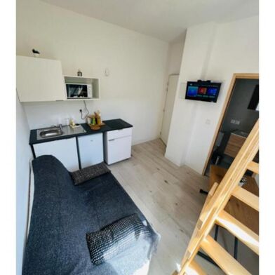 Appartement 1 pièces 700 €