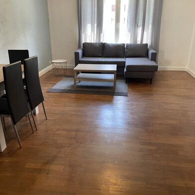 Appartement 4 pièces 1200 €