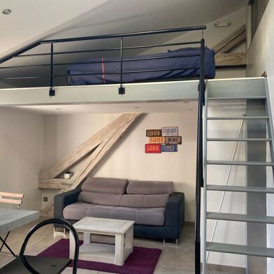 Appartement 1 pièces 994 €