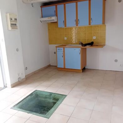 Appartement 2 pièces 450 €