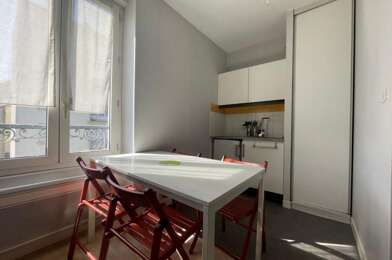 Appartement 1 pièces 350 €