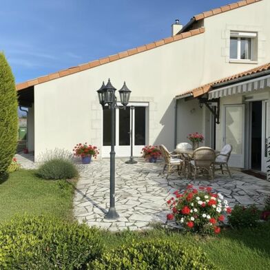 Maison 5 pièces 249600 €