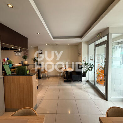 Commerce  310000 €