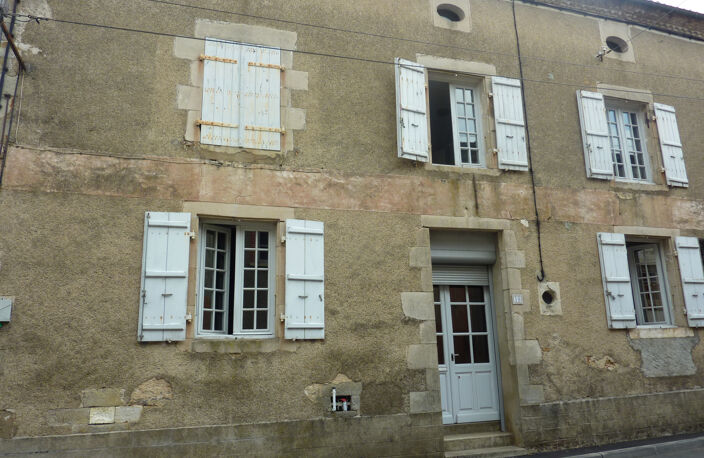 Maison avec garage — photo 2