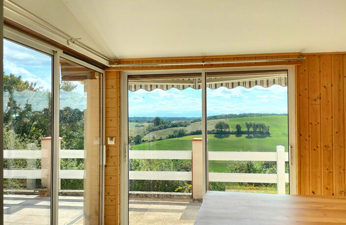 charmante maison rénovée avec vue panoramique sur les Pyréné — photo 2