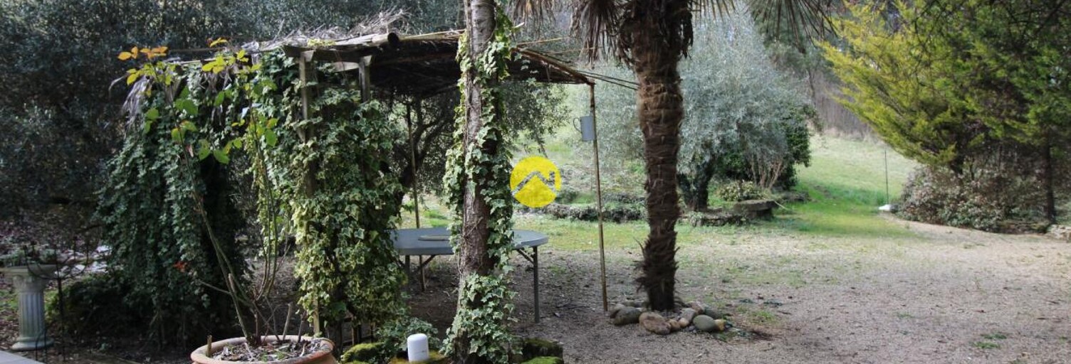 Maison 7 Pièces 183 m² à vendre à Campagne (24260)