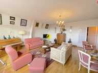 APPARTEMENT AVEC TERRASSE — photo 2