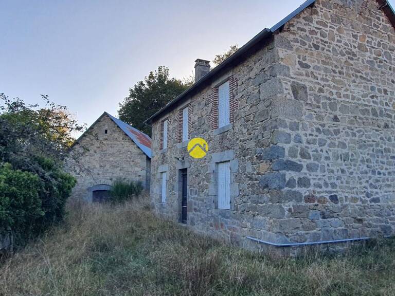 Maison avec grange — photo 1
