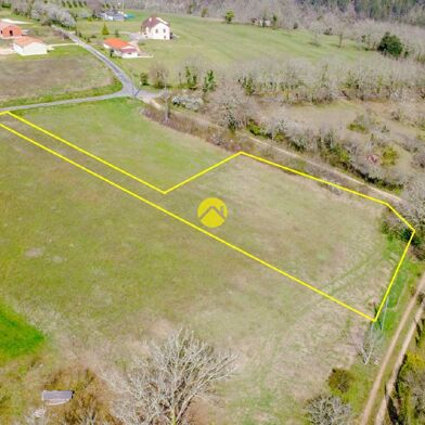 Maison 1 pièces 38211 €