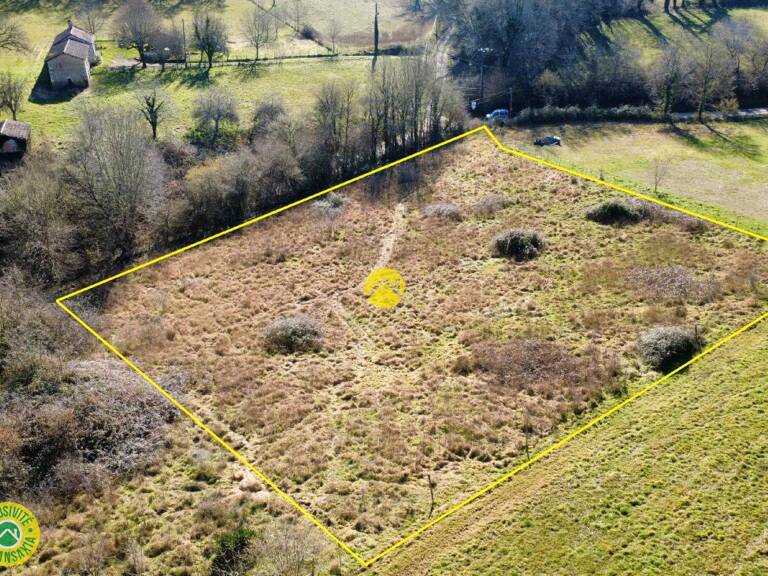 Joli terrain à batir au calme avec un surface de 4055m2 — photo 1