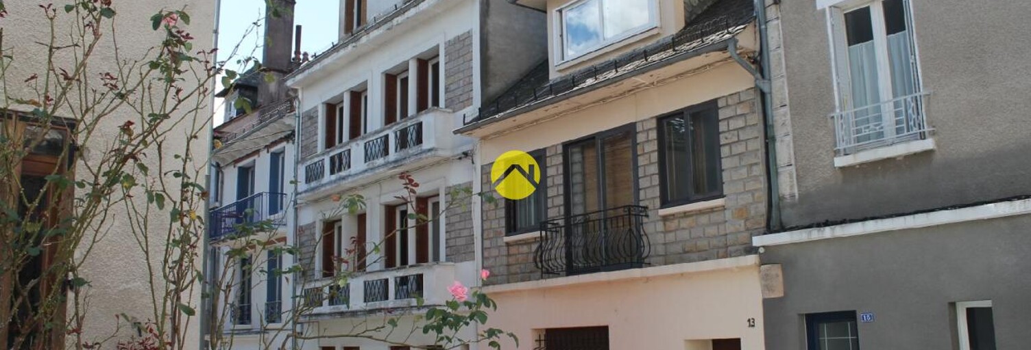 Maison 7 Pièces 200 m² à vendre à Vic-sur-Cère (15800)