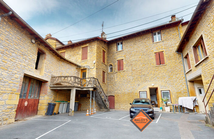 RARE! HYPER CENTRE! Appartement 127m², garage + cave Sans travaux! — photo 2