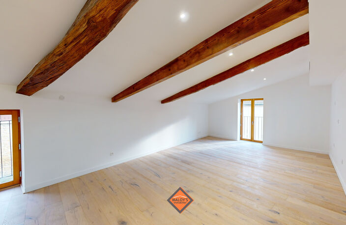 RARE! HYPER CENTRE! Appartement 127m², garage + cave Sans travaux! — photo 4