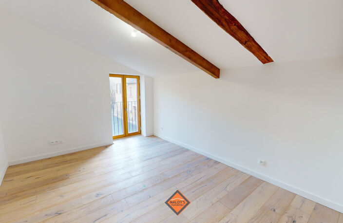 RARE! HYPER CENTRE! Appartement 127m², garage + cave Sans travaux! — photo 5