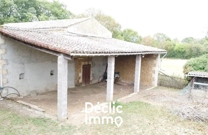 Grange en pierres et son beau terrain — photo 2