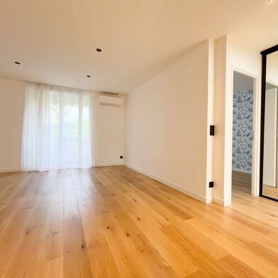 Appartement 3 pièces 235000 €