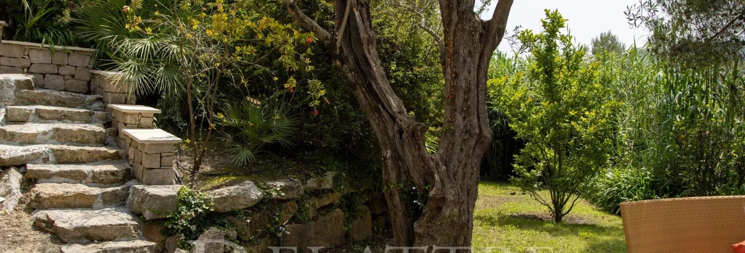 Maison 10 Pièces 430 m² à vendre à Roquefort-les-Pins (06330)