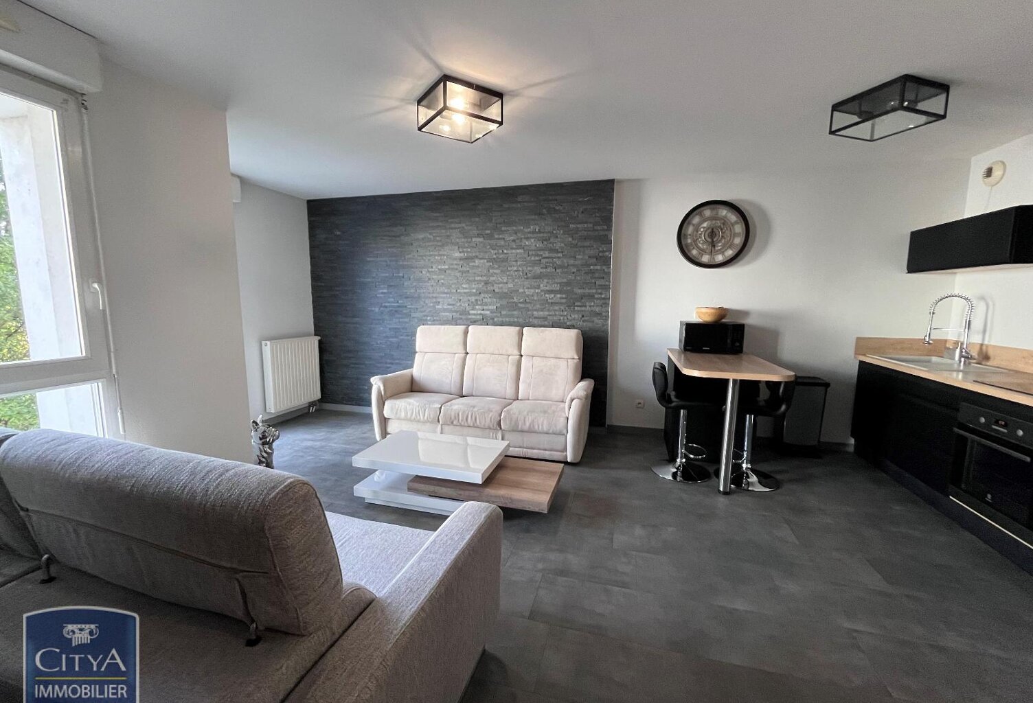 Location appartement 3 pièces 63 m² à Saint-Pierre-des-Corps (37700) — photo 1