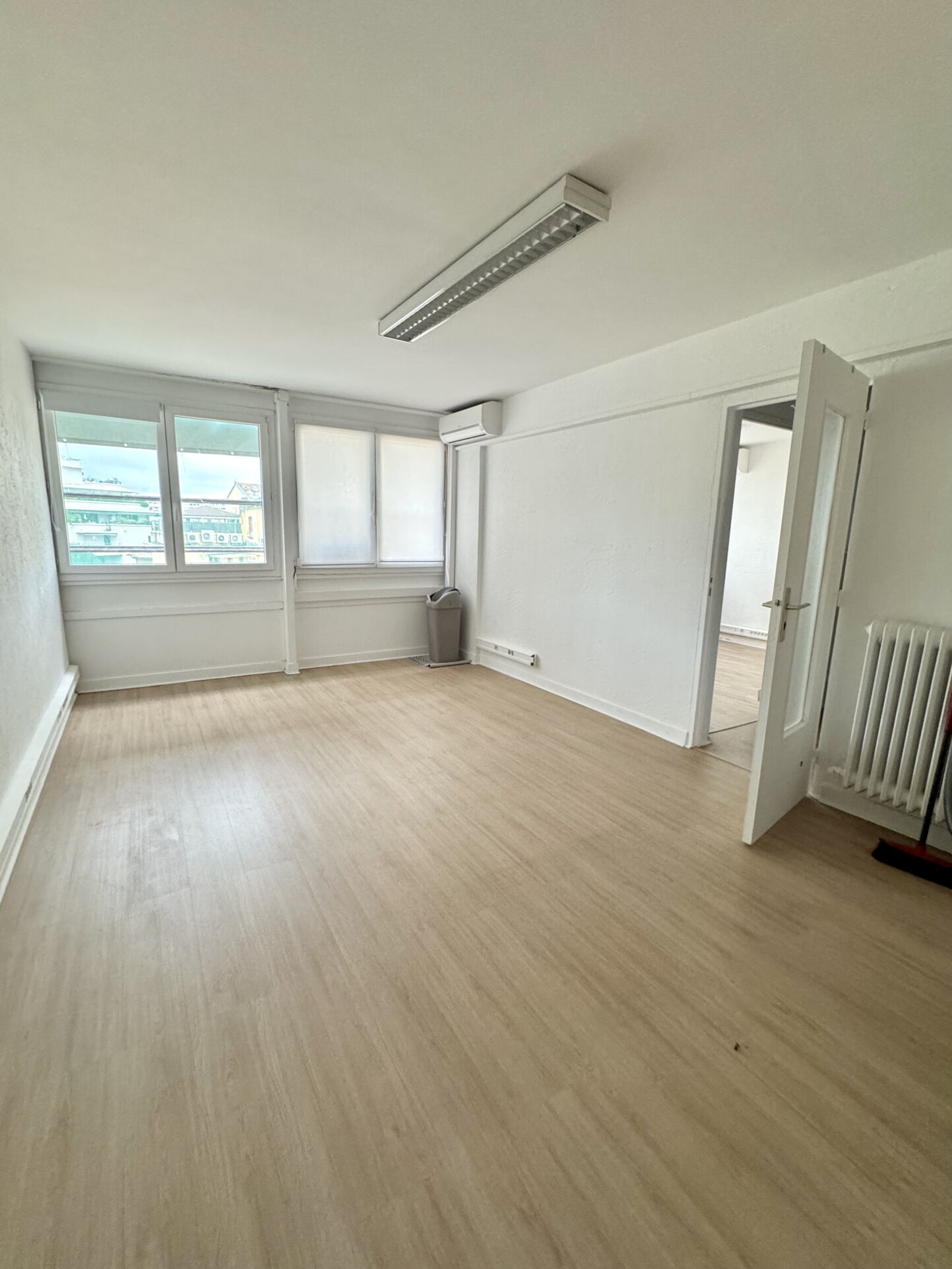 Photo Local commercial Cagnes sur Mer