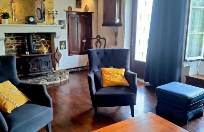 Maison avec gîte à vendre - Bussière-Poitevine - 87 — photo 3