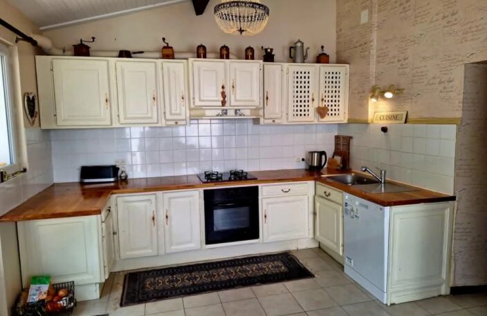 Maison avec gîte à vendre - Bussière-Poitevine - 87 — photo 4