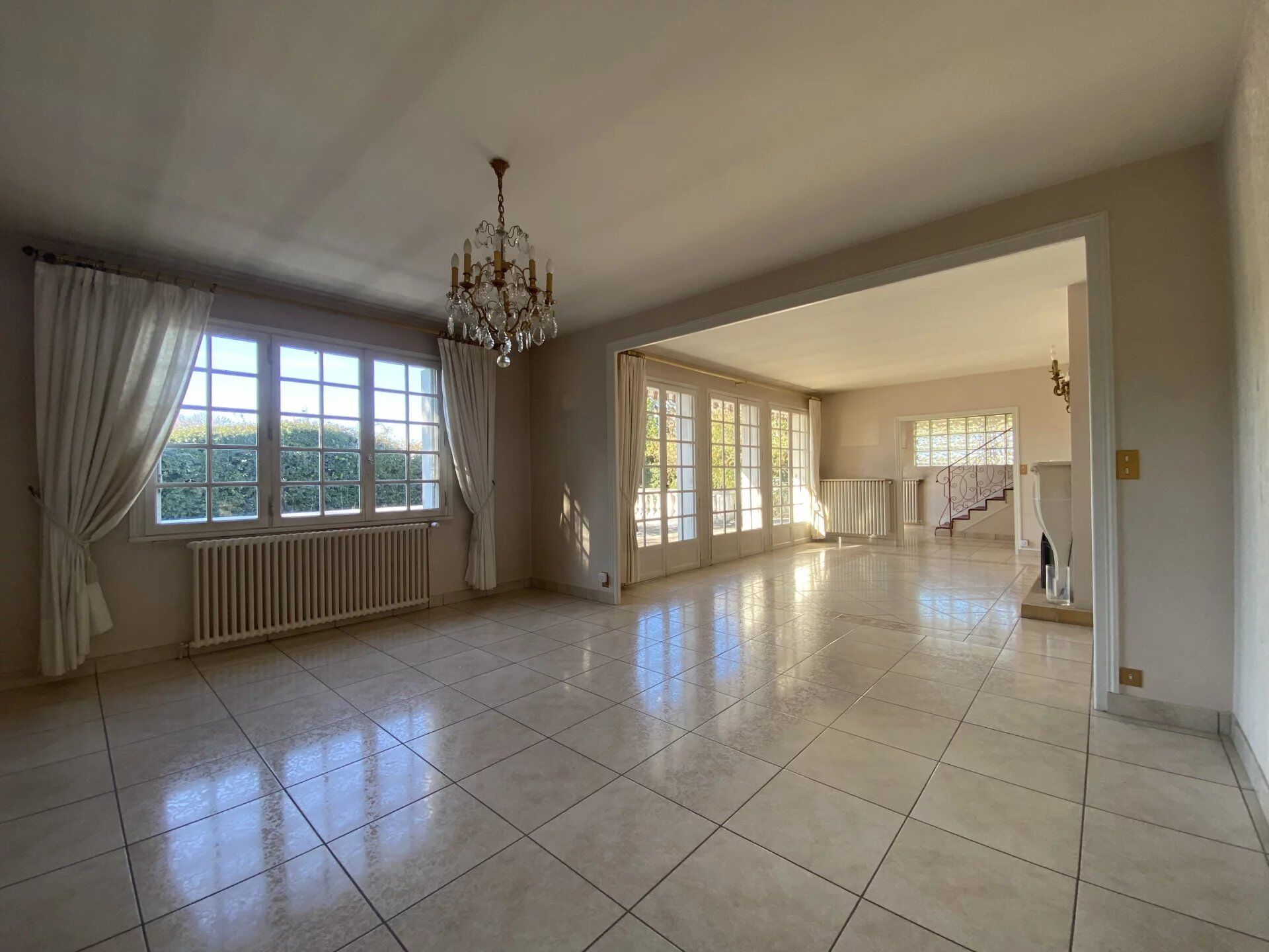 Maison 5 pièces 237 m² · à Varennes-Vauzelles · 237 m² · 199 900 €