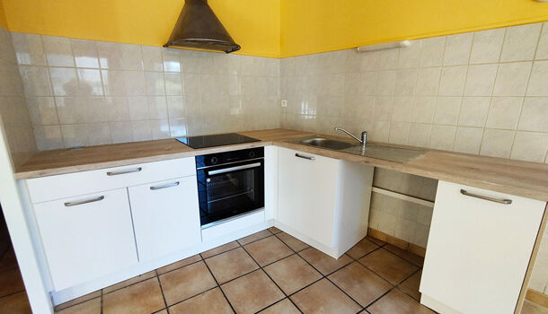 Villa / Maison 4 pièces  à louer Saint-Blaise-du-Buis 38140