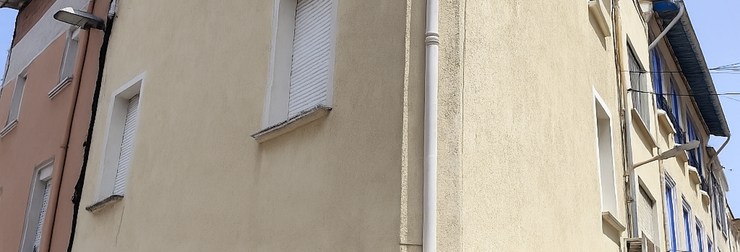 Immeuble  90 m² à vendre à Saint-Laurent-de-la-Salanque (66250)