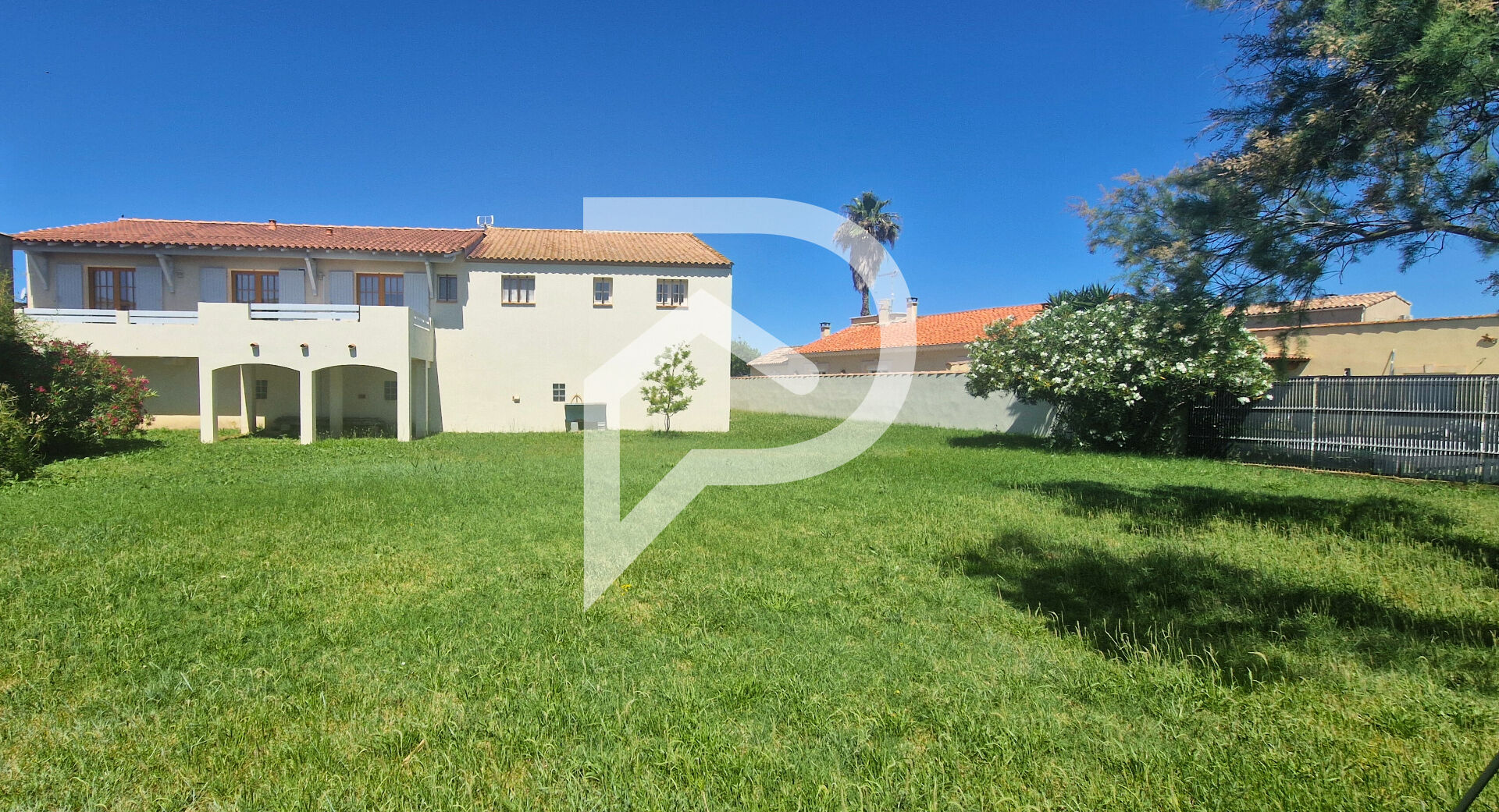 Villa / Maison  T6 à vendre Aigues-Mortes 30220