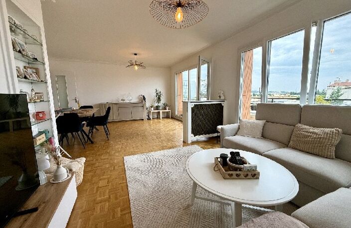 Vente appartement 4 pièces 78 m² Bondy (93140) — photo 2